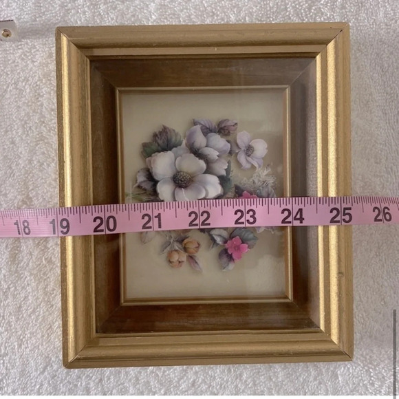 Vintage Framed Handmade 3D  Flowers Paper Tole Art - Picture 10 of 11